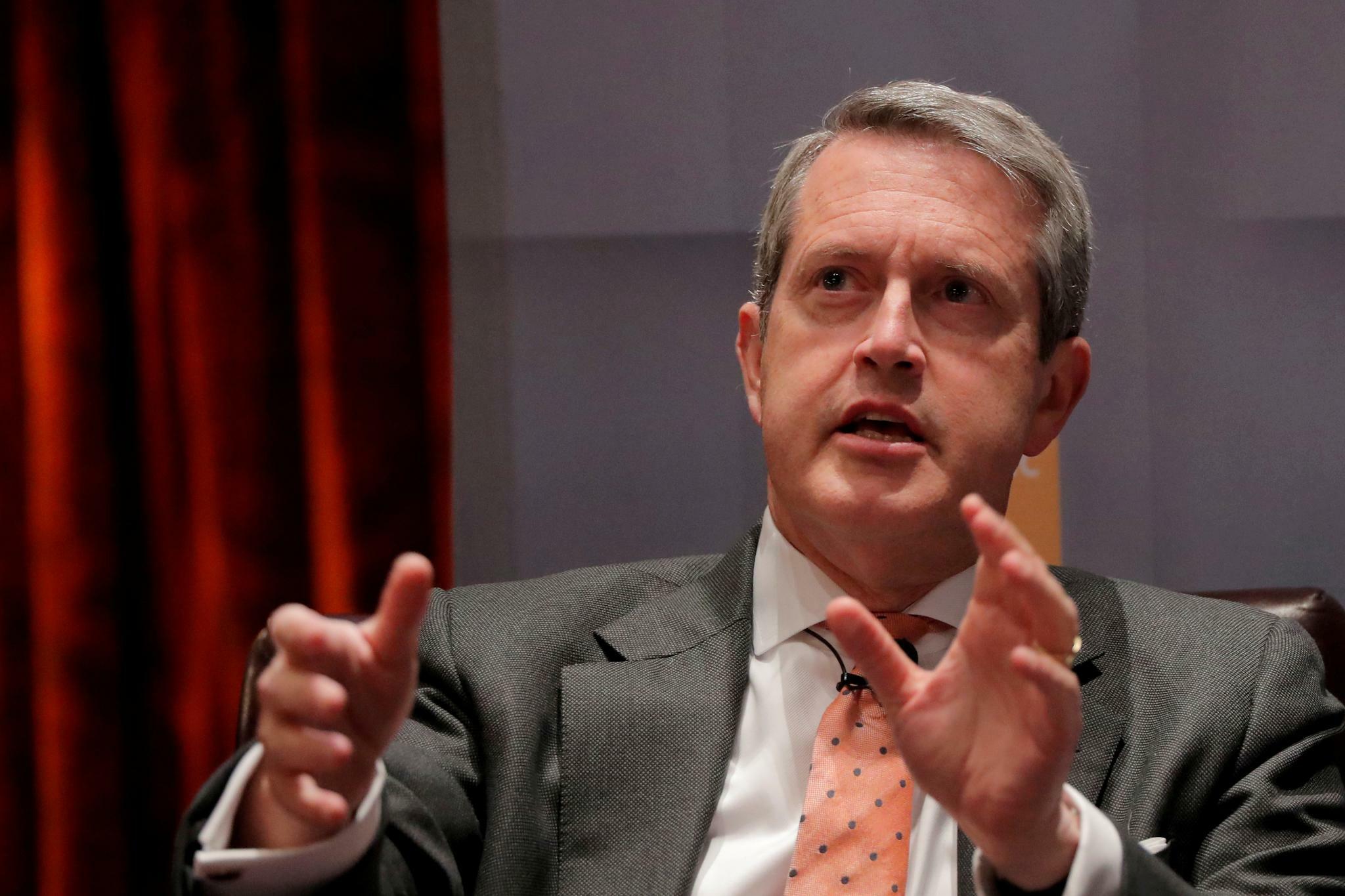 Quarles argumentiert, dass Stablecoins "eingeschränkt" werden sollten