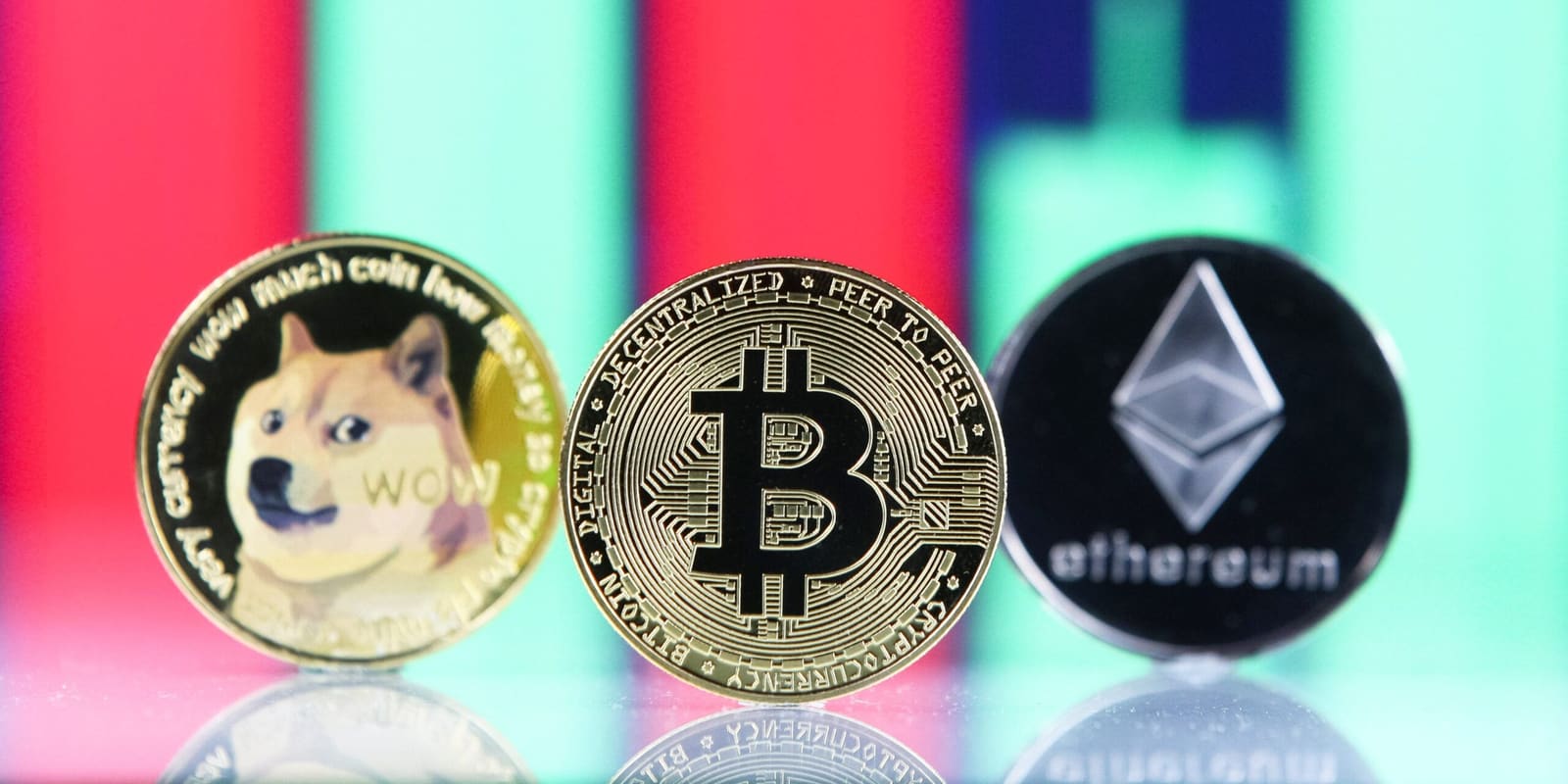 Top-10-Nachrichtensuchen für Dogecoin und Ether
